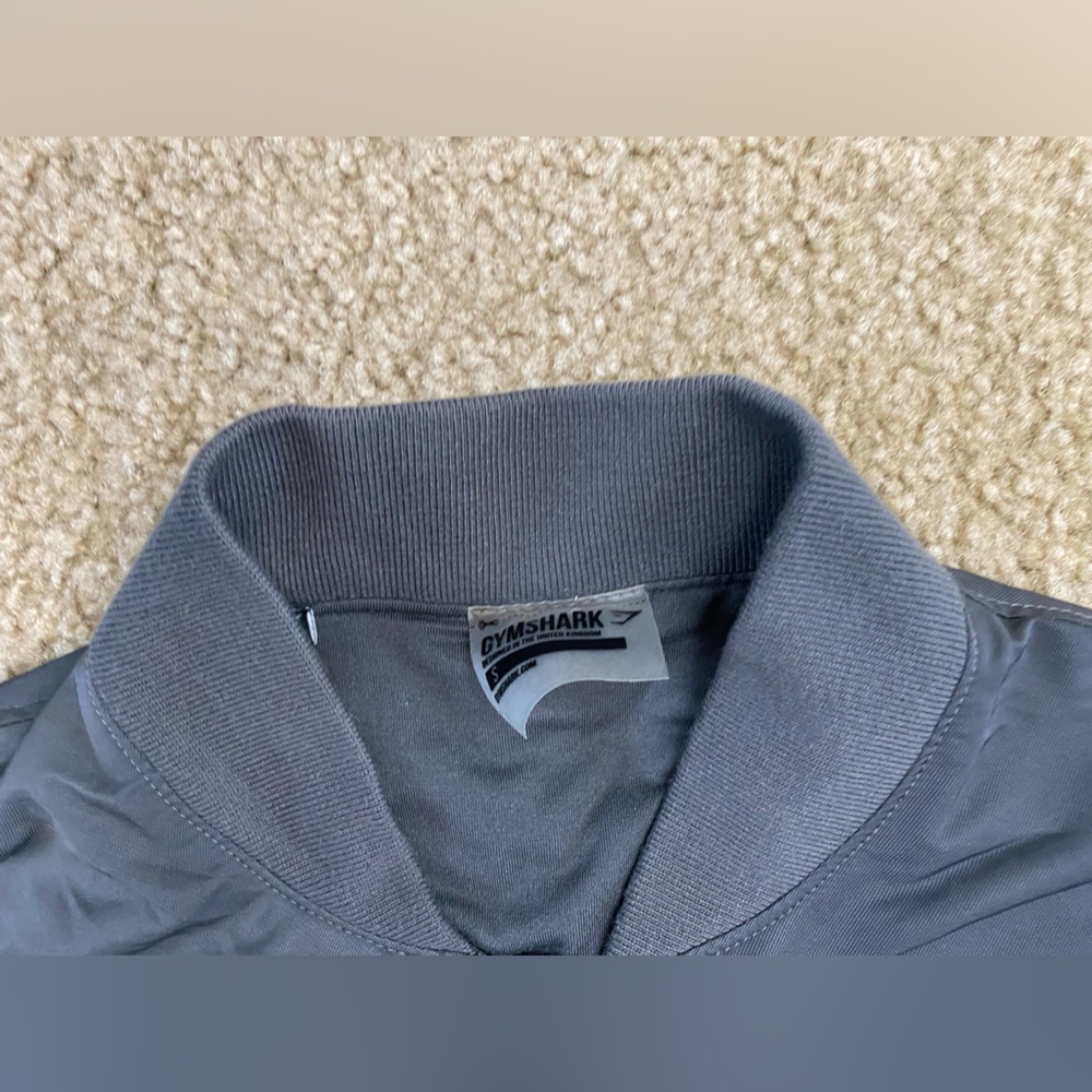 Gymshark Jacket Lo Bomber Charcoal - Picture 2 of 4